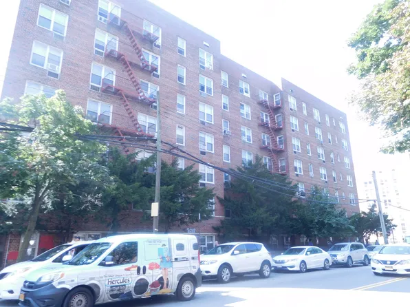 41-07 Bowne St, Flushing, NY