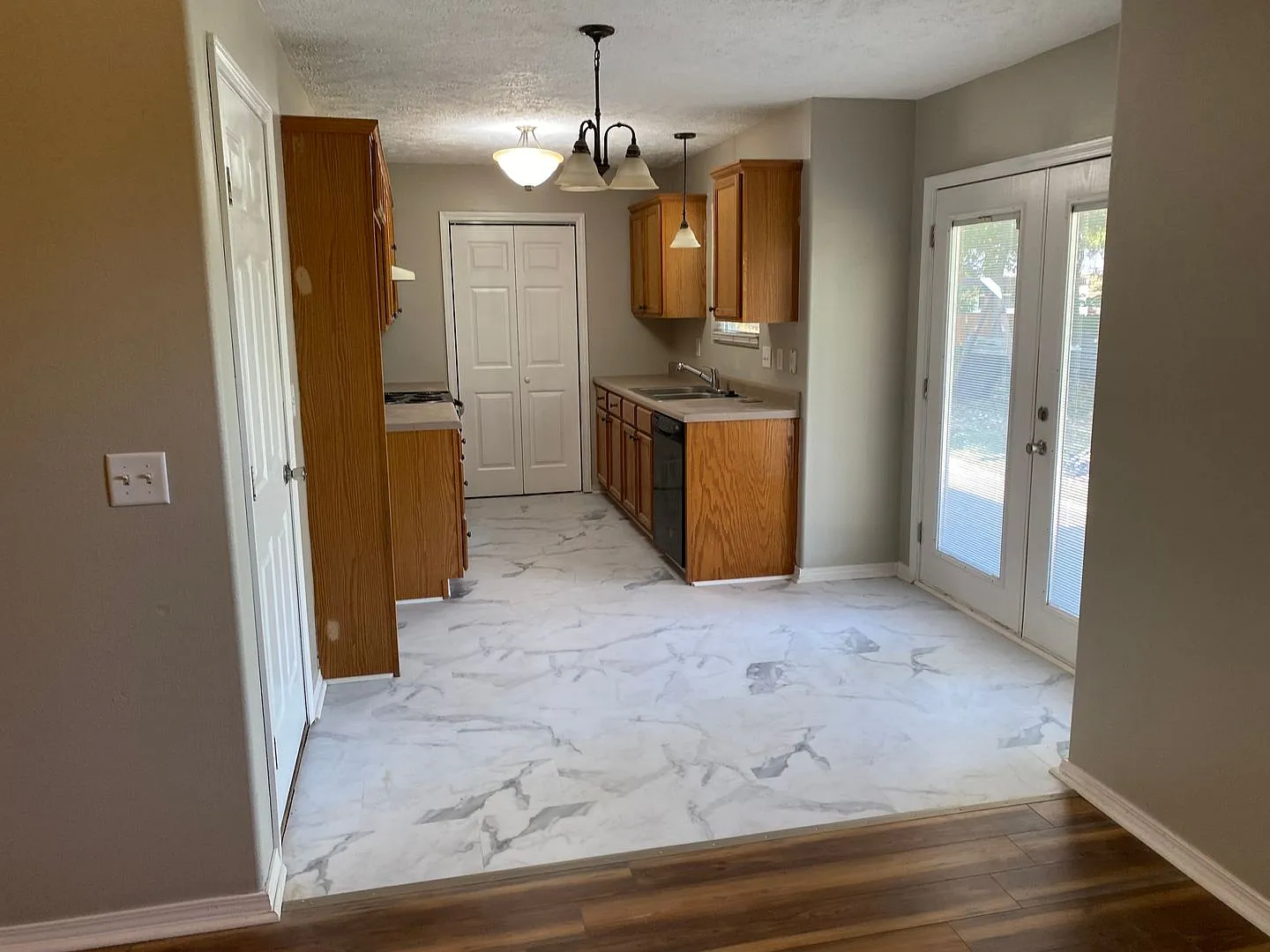 Beautiful House Rent to Own in the Great city of Repbulic! — Photo 3