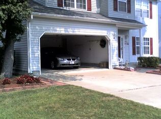 843 Holbrook Dr, Newport News, VA 23602