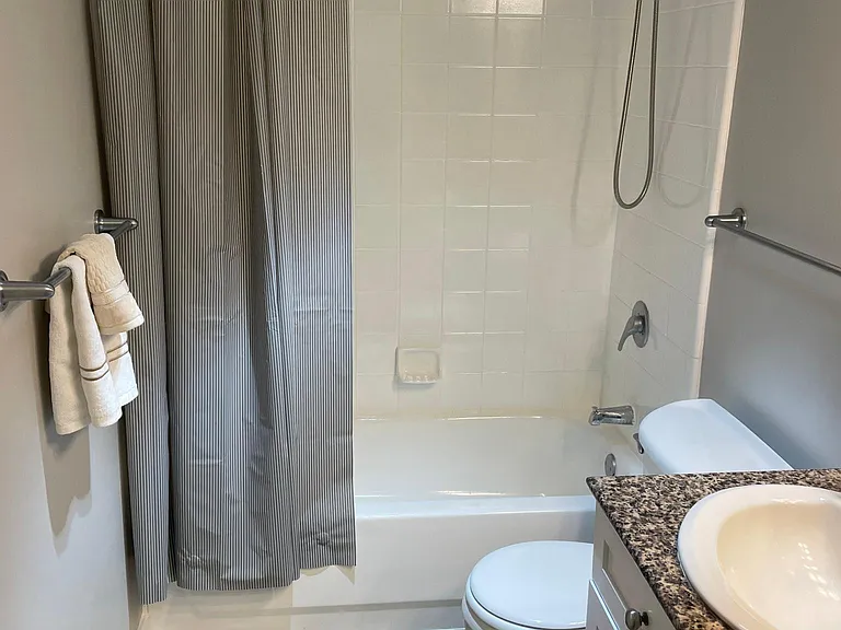 777 7th St NW #626 — Photo 21