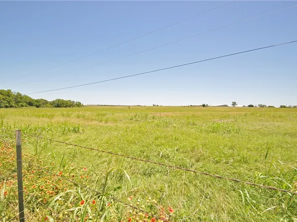 1500 N Old Temple Rd, Lorena, TX 76655