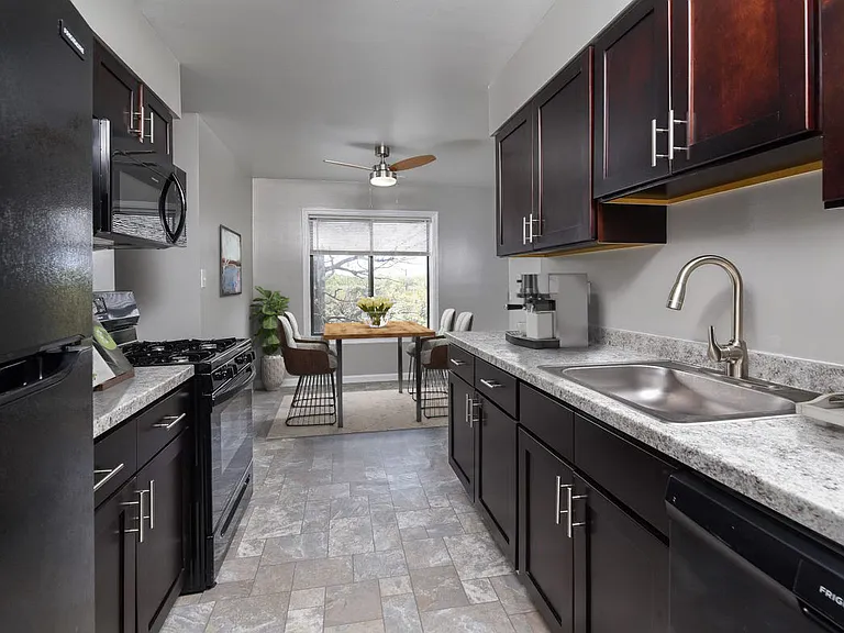 The Flats at Columbia Pike — Photo 1