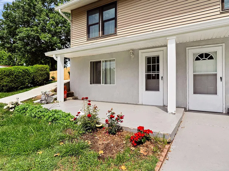 9986 Lark Ave — Photo 4