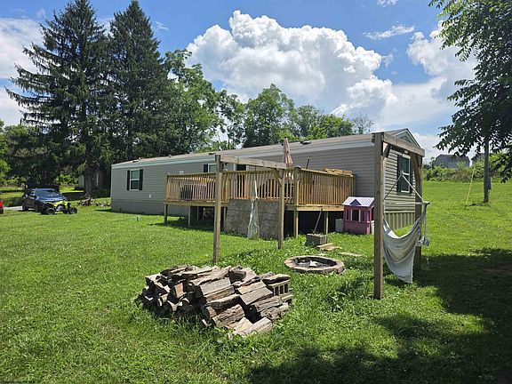 3rd image of 112 Needle Ln