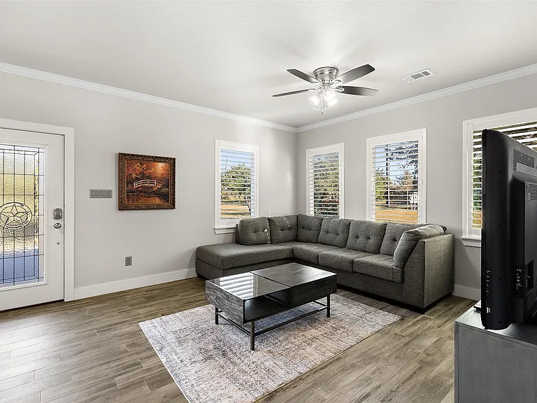 414 Gregg Dr — Photo 28