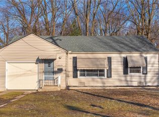 4205 W 208th St, Fairview Park, OH