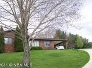 193 Cross Roads Dr, Galax, VA 24333