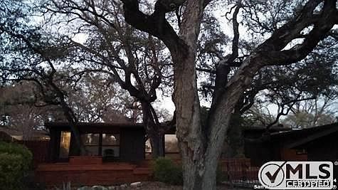 2nd image of 1011 Mount Eden Dr