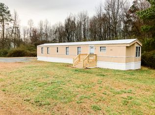 6081 Zacks Mill Rd, Angier, NC 27501