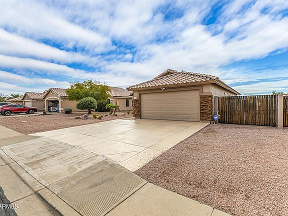 5th image of 8663 E CAPRI Avenue