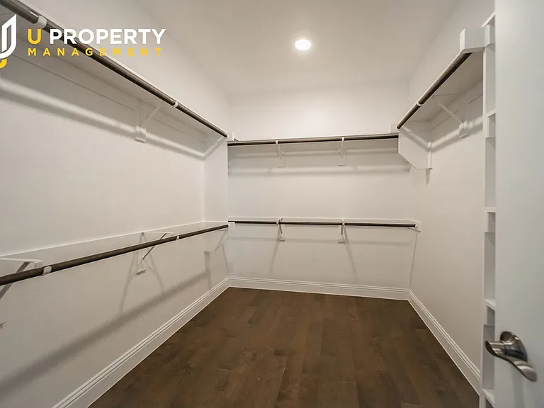 3902 Aventino Ct — Photo 27