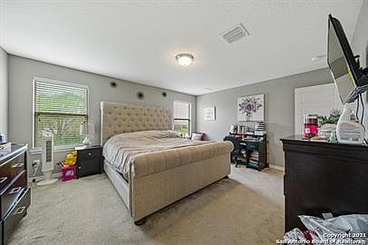 5th image of 723 Anthem Ln