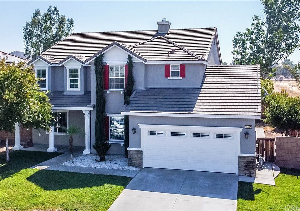 2nd image of 1737 Chamberlin Creek Way