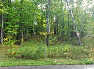 1905 Crest View Dr, Houghton, MI 49931