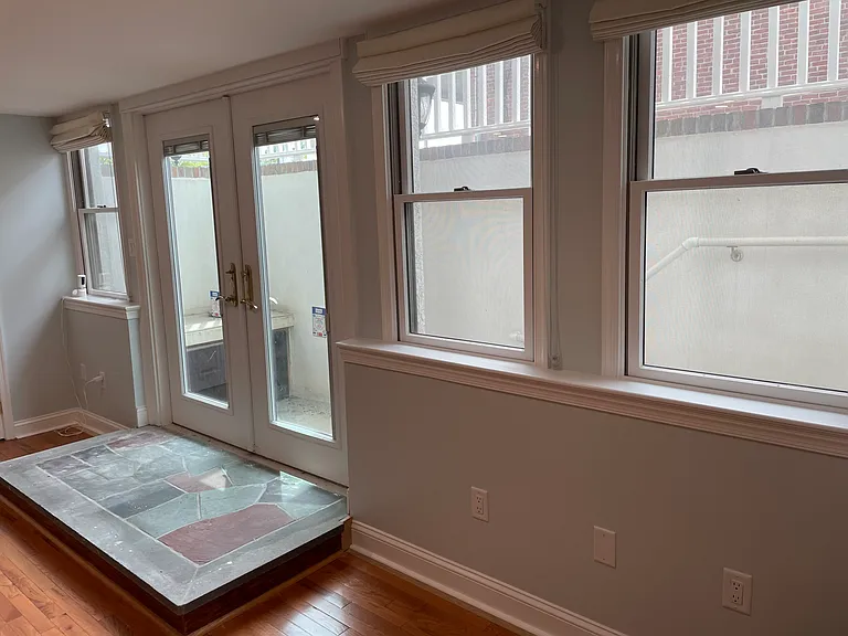136 Garrett Ave #1 — Photo 13