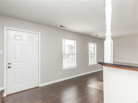 4th image of 2919 Matisse Ln
