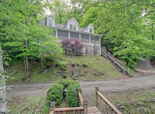 822 Oscar Rock Rd, Clayton, GA 30525