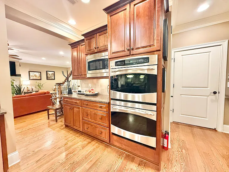 465 Chapel Grove Ln — Photo 12