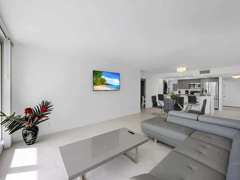 1717 N Bayshore Dr #ID1054116P — Photo 8