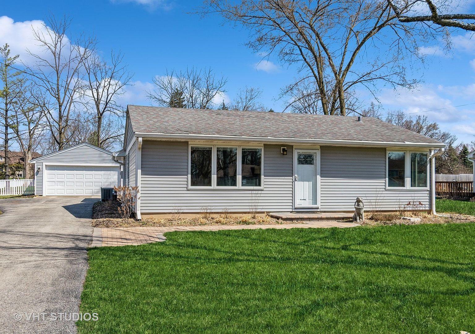 1617 N Summit St, Wheaton, IL 60187 Zillow