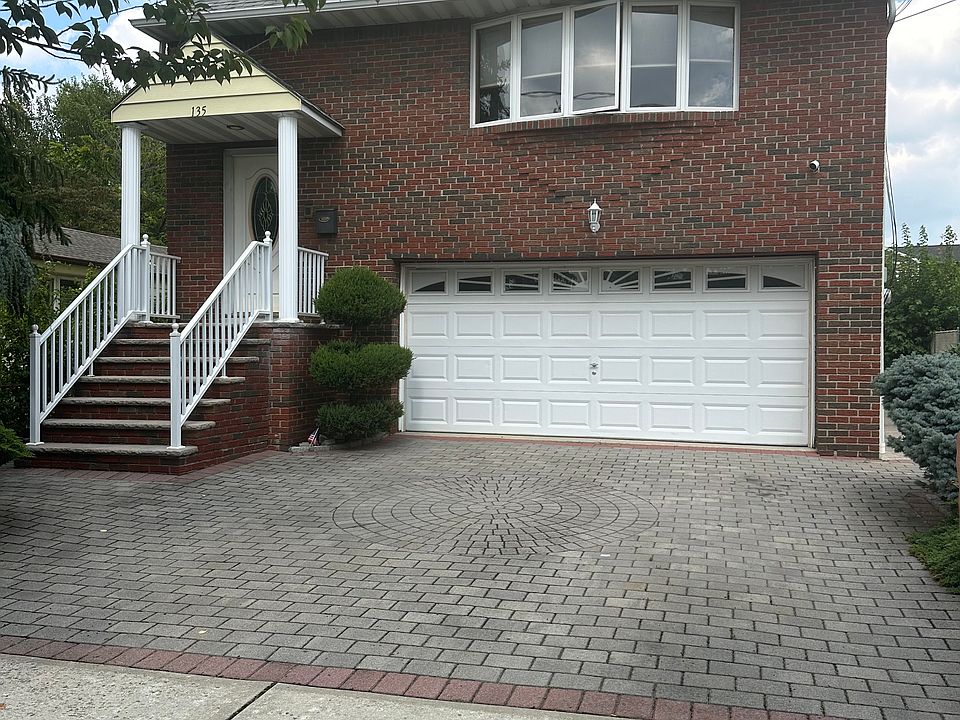 1st image of 135 Sanford Ave Floor 2