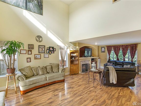2nd image of 12711 120th Ave E