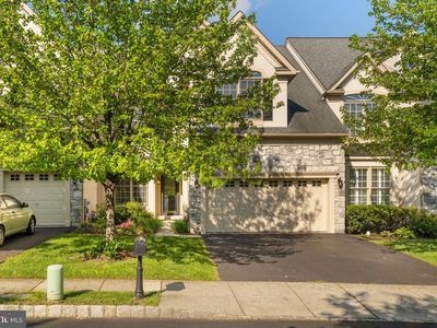 3 Penn Crossing Dr, East Norriton, PA, 19401