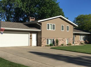 1522 Williams Dr, Fort Dodge, IA 50501