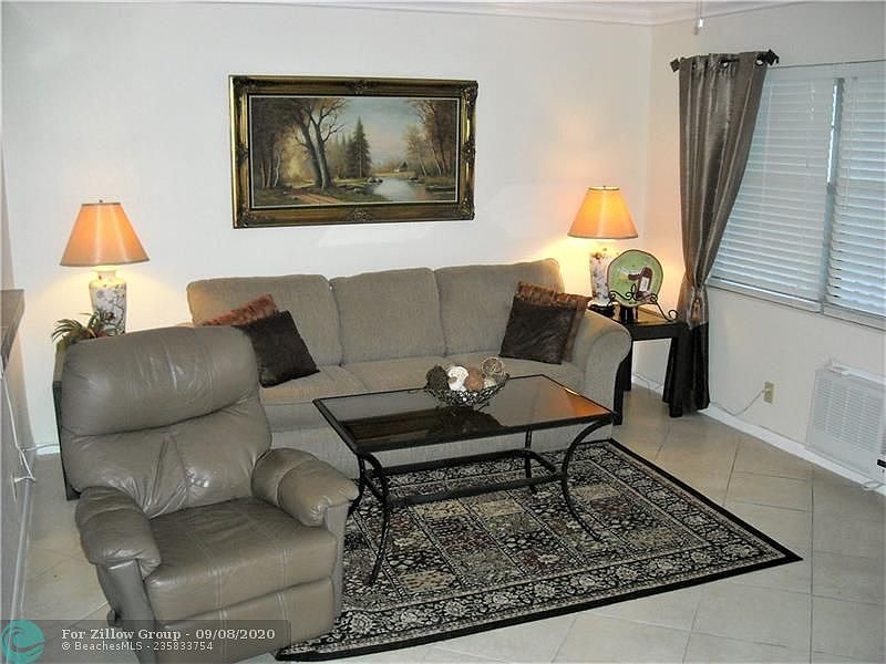 1st image of 260 Newport P #P