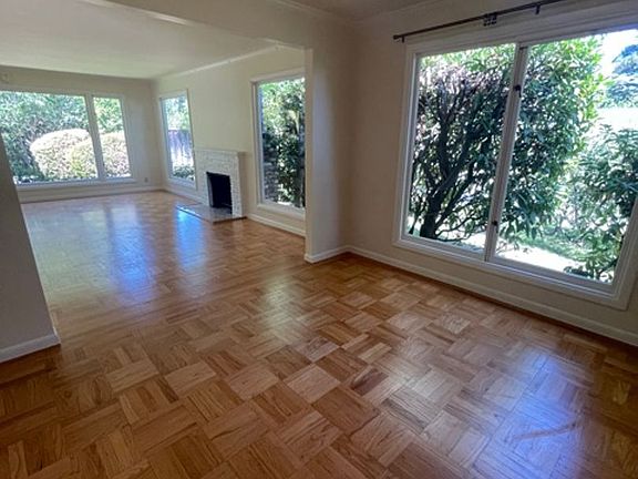 5th image of 1750 Stanford Ave