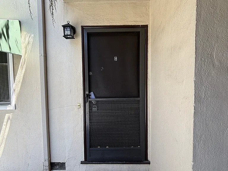 850 Roble Ave #C — Photo 14
