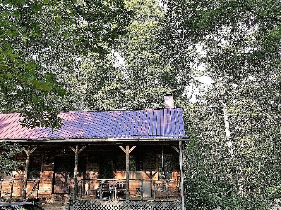 1st image of 6 Seneca Cir