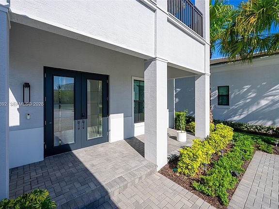 4th image of 13402 Artisan Cir