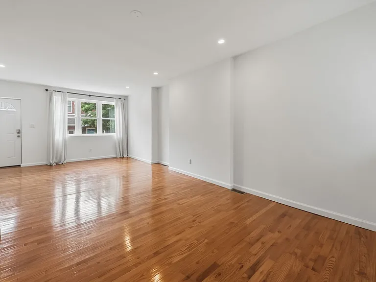 1318 S Reese St — Photo 10