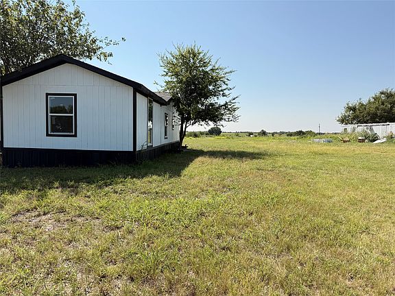 5th image of 240 County Road 2723
