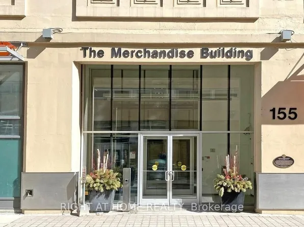 155 Dalhousie St #538, Toronto, ON M5B 2P7