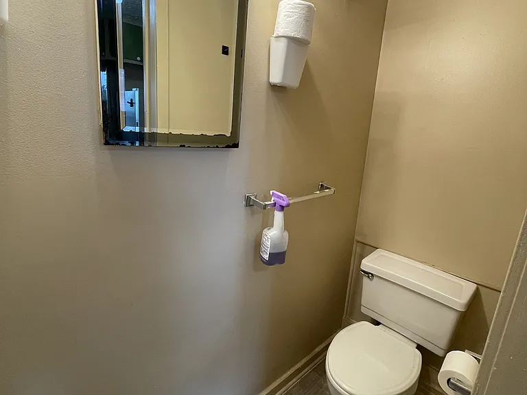 412 W Saginaw St #2 — Photo 5