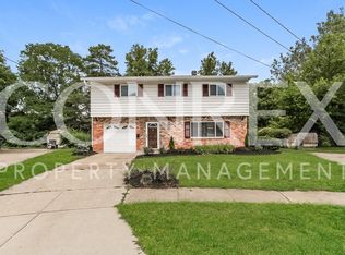 5640 Foxglove Ln, Cincinnati, OH 45239