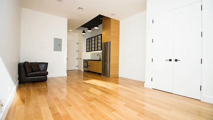 Rented by Nooklyn NYC LLC | media 1