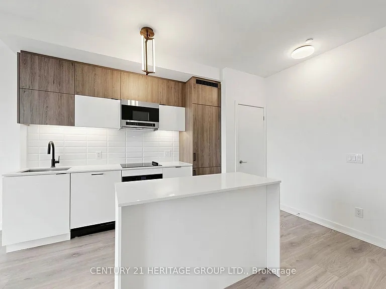 8888 Yonge St #718 — Photo 19