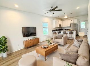 707 Runnels Ave #102, San Antonio, TX 78208
