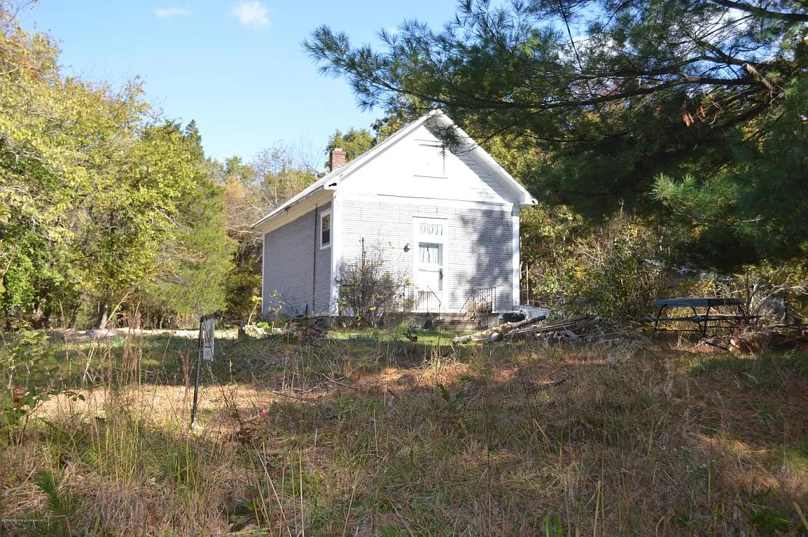 517 Leesville Rd photo 1