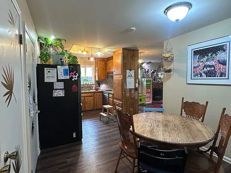 1506 Manzanita Ln — Photo 5