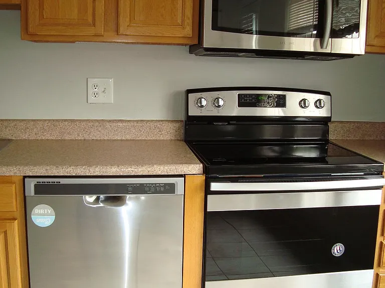 1807 Arwell Ct — Photo 18