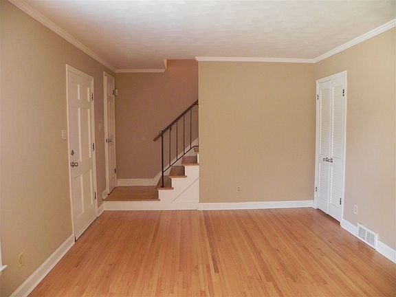 3rd image of 4727 Chuck Ave