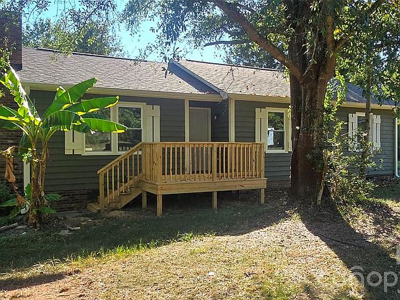 2nd image of 2108 Waxhaw Marvin Rd