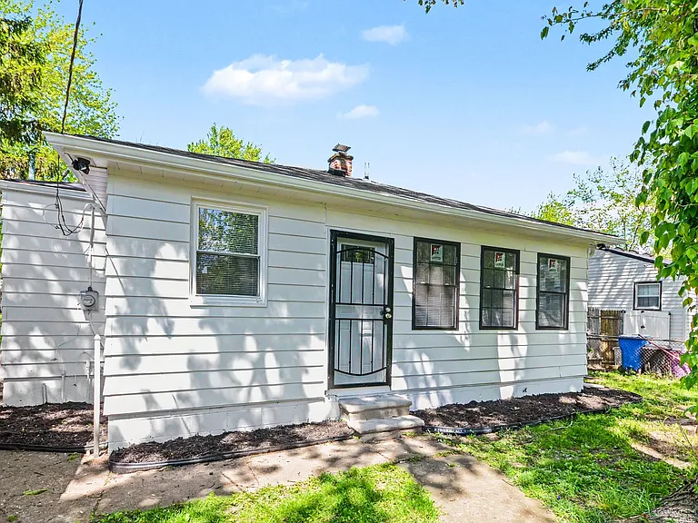 27157 Lucerne Dr — Photo 23