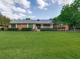 5904 Gary Ln, Arlington, TX 76016