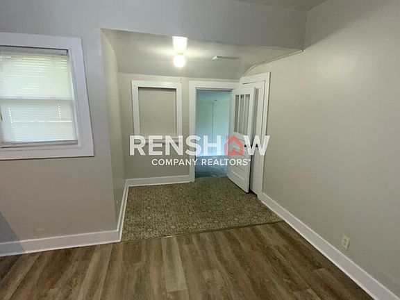 5th image of 818 S Lexington St