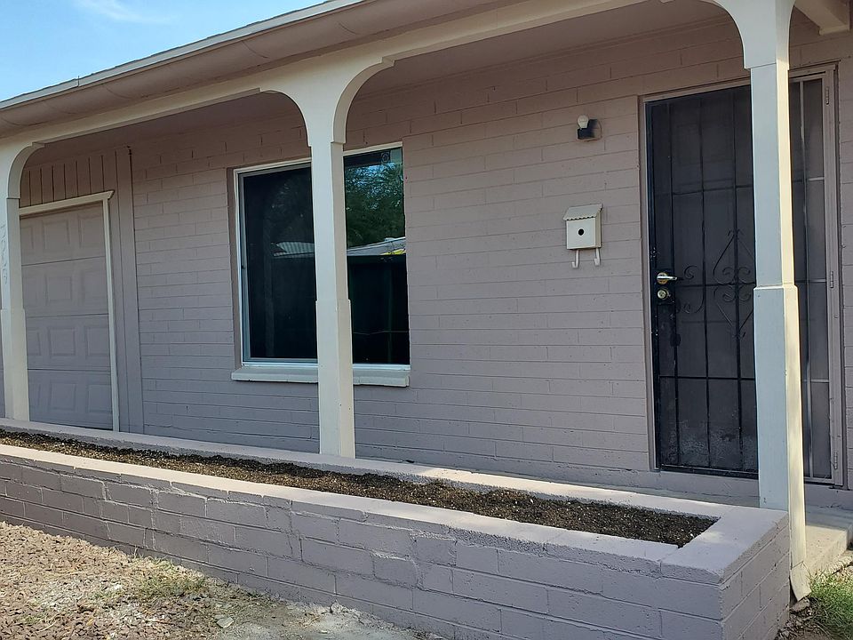 2nd image of 3069 N 42nd Ln